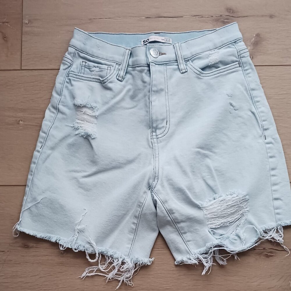 So Super High Rise  Sz 5 27W Denim Dad Shorts